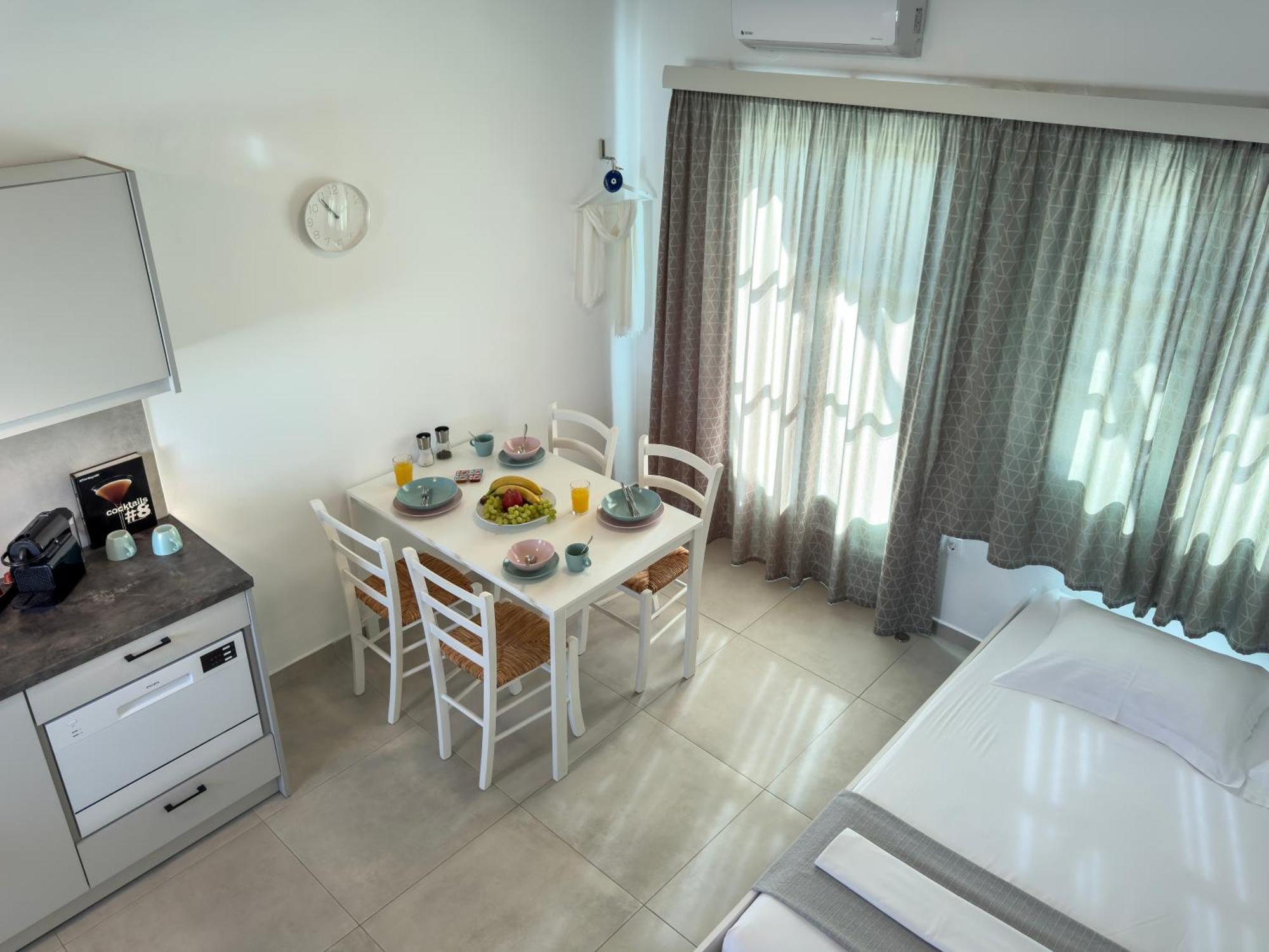 Aneton Residences Folegandros Каравостаси Екстериор снимка