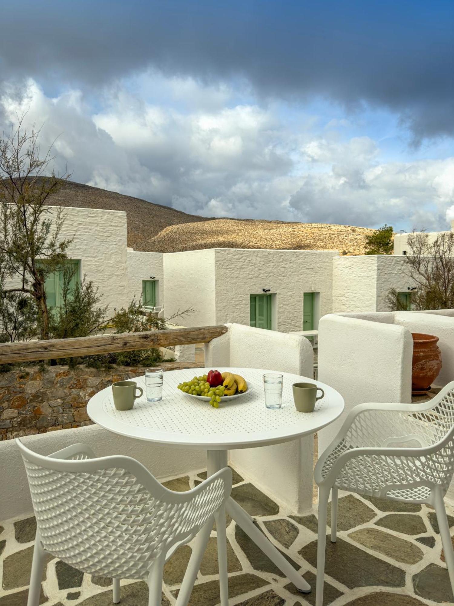 Aneton Residences Folegandros Каравостаси Екстериор снимка